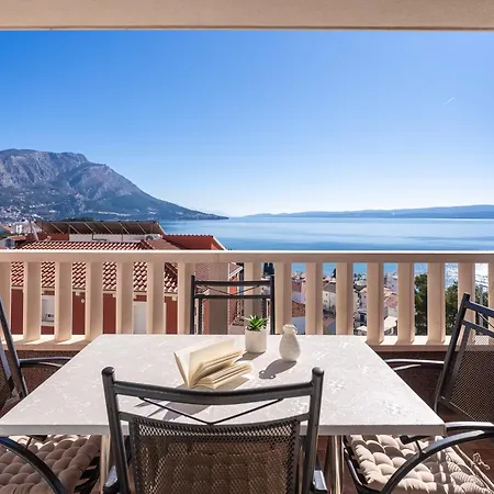 Apartments Bakota Omiš Buitenkant foto