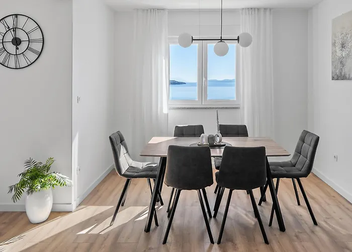 Apartments Bakota