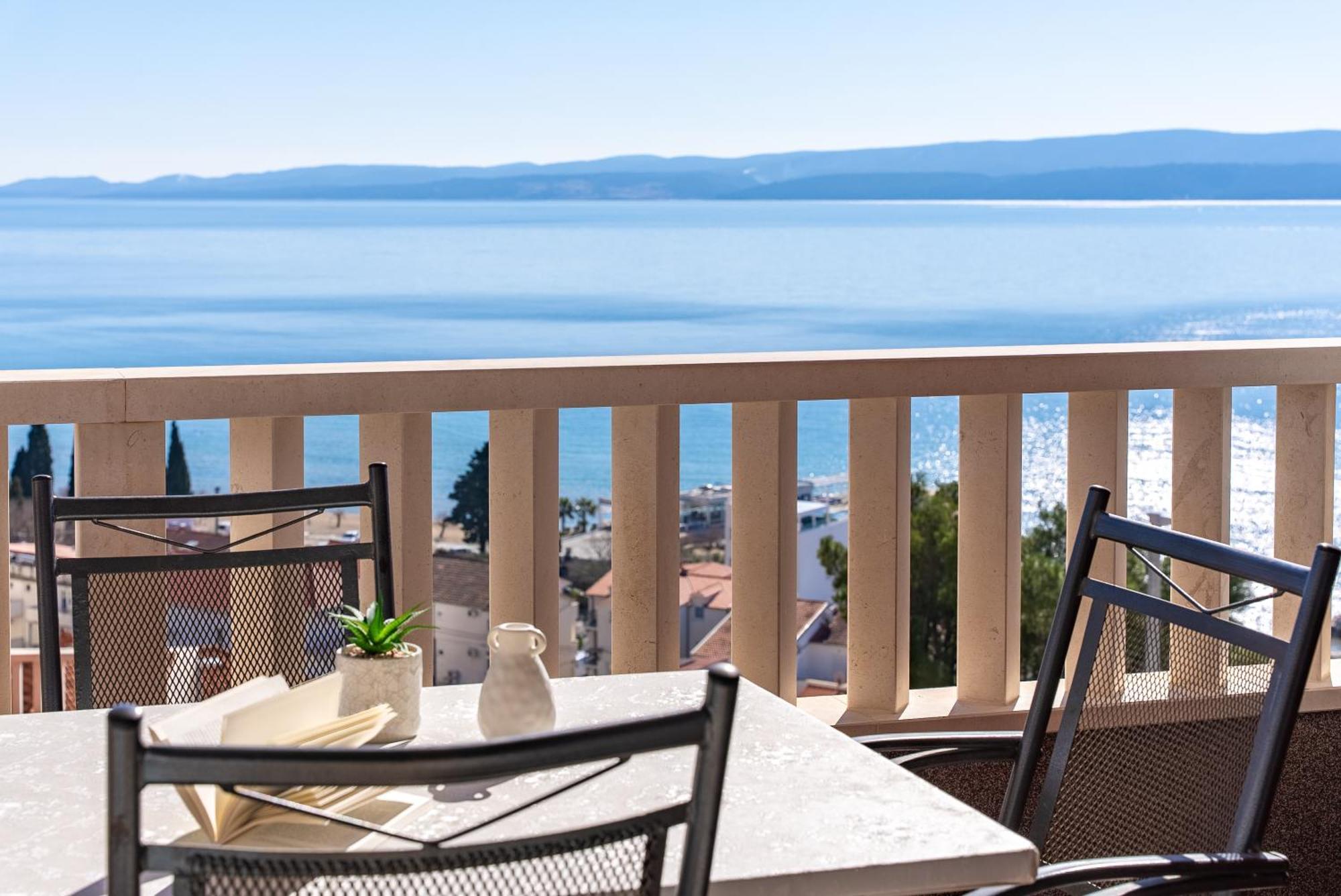 Bakota * Omis